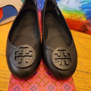Tory Burch, Minnie Travel Ballet Flat, Leather, Size 8.5